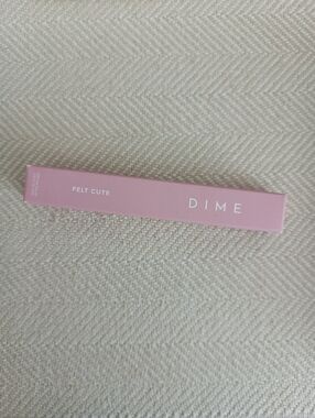 Dime Beauty Felt Cute Perfume Roller
